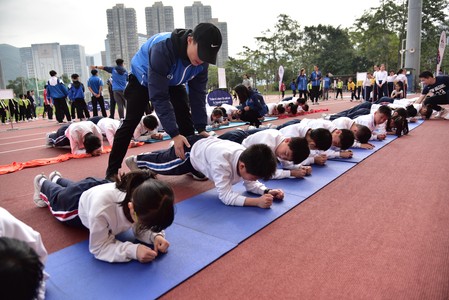 The HKSI Open Day offered a rare opportunity for the public to try out a variety of sports and interact with athletes. 